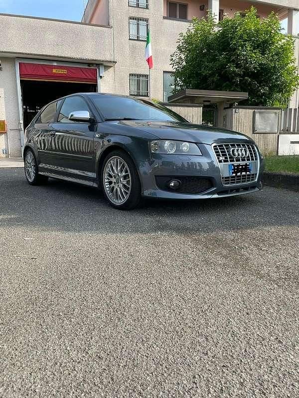 Argento Usata 2007 Audi S3 Ambiente Tre volumi | 14.500 € (Cara) - Immagine 1/4