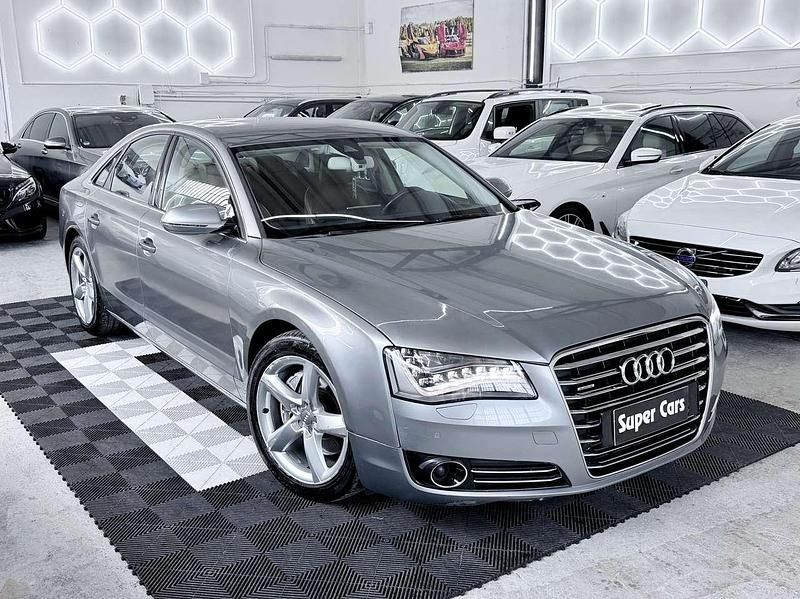 Usata Audi A8 250 CV (183 kW) 2011 Blu/azzurro Berlina