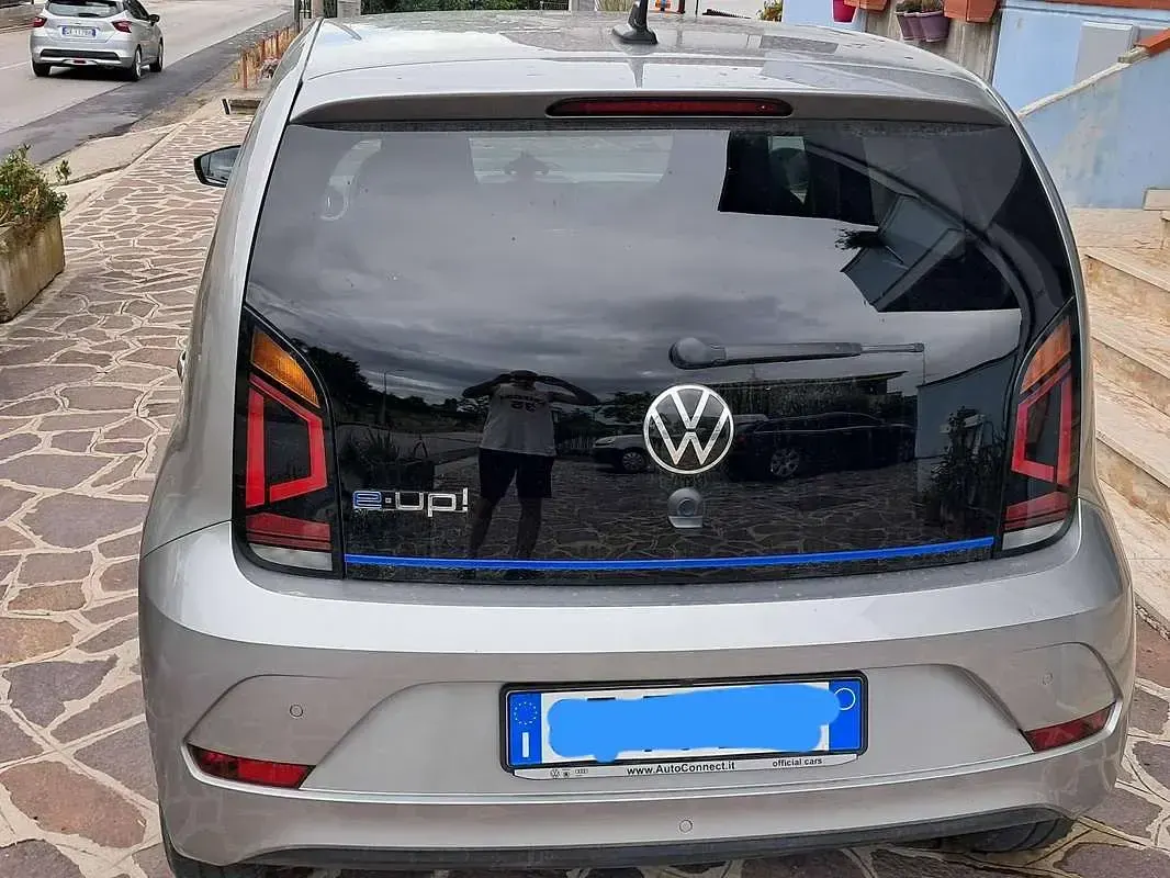 Usata VW e-up! 61 kW (83 CV) 2021 Utilitaria