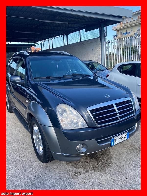Blu Usata 2007 Ssangyong (KGM) Rexton SUV | 3190 € (Buon prezzo) - Immagine 1/4