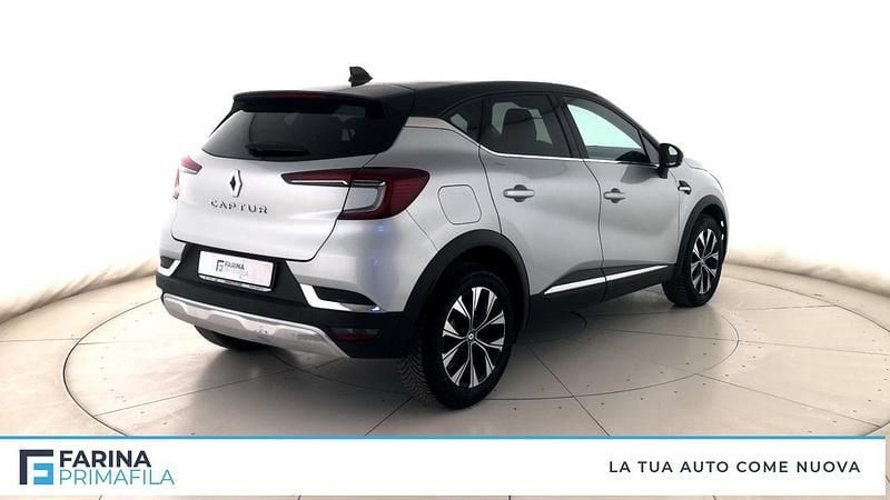 Second-hand Renault Captur Techno 91 CP (66 kW) 2024 Gri SUV