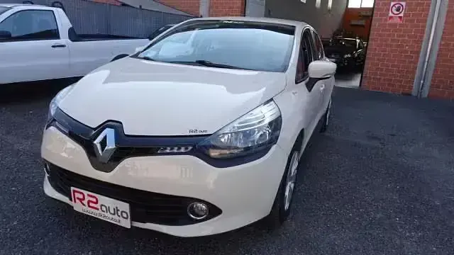 Usata Renault Clio 74 CV (54 kW) 2015 Beige