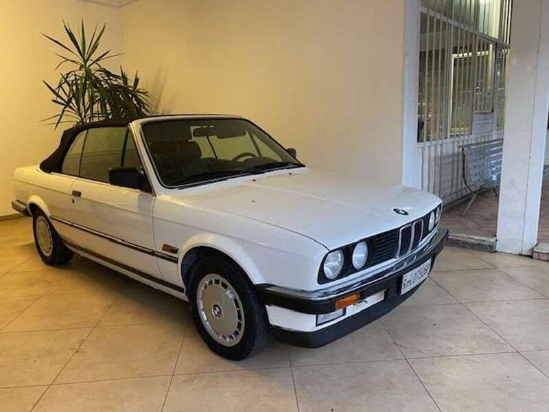 Usata BMW 320 Cabriolet 129 CV (94 kW) 1987 Bianco Cabrio