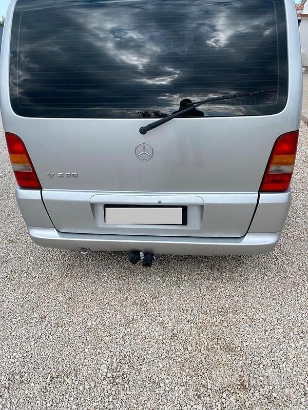 Begagnad Mercedes Vito 1997 Grå Van