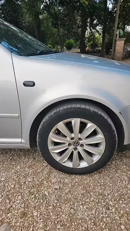Usata VW Golf IV 90 CV (66 kW) 2002 Berlina
