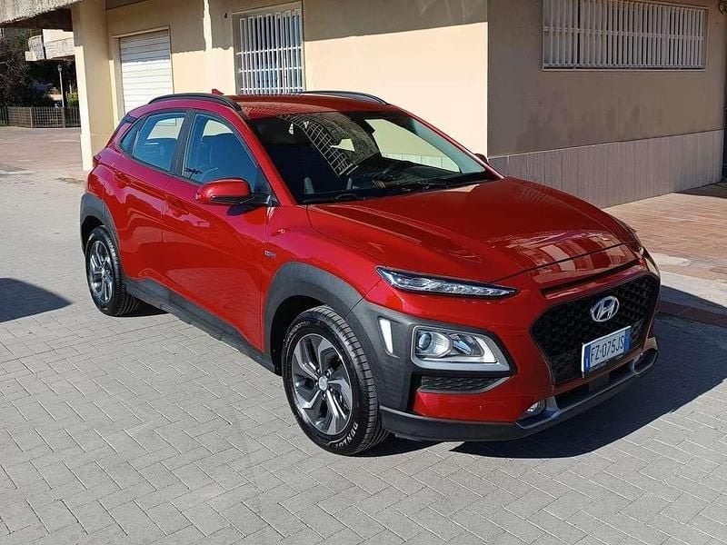 Begagnad Hyundai Kona 105 HK (77 kW) 2020 Röd SUV