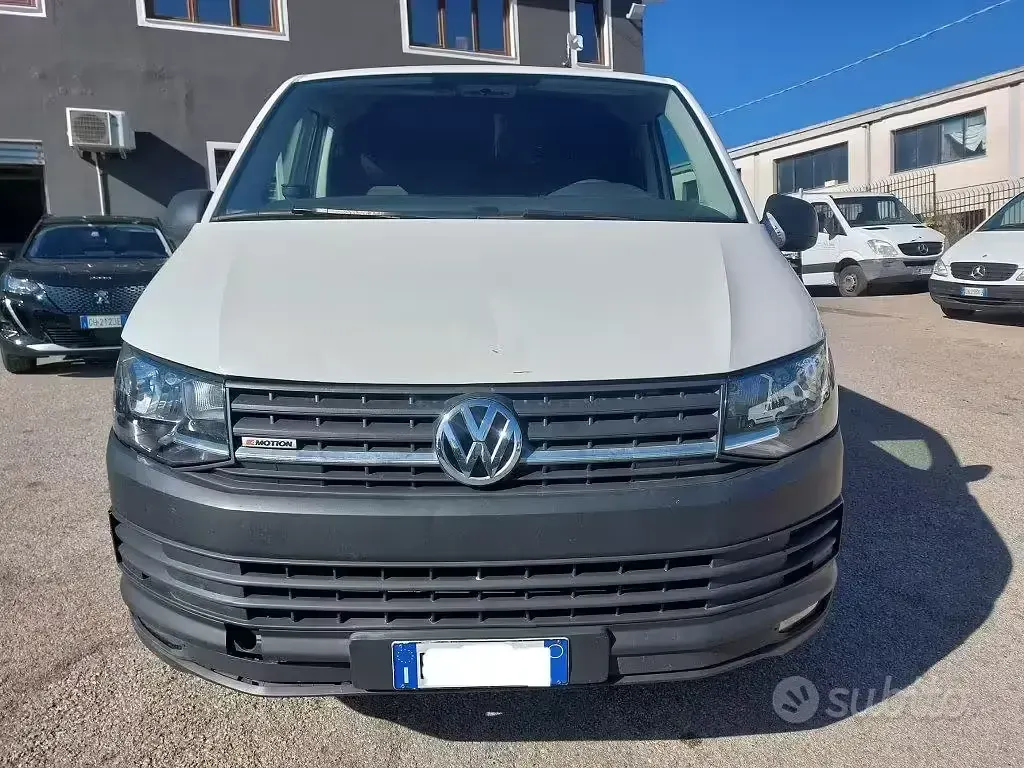 Begagnad VW Transporter Business 150 HK (110 kW) 2018 Vit Van