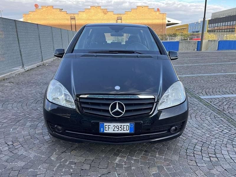 Usata Mercedes A180 109 CV (80 kW) 2011 Monovolume
