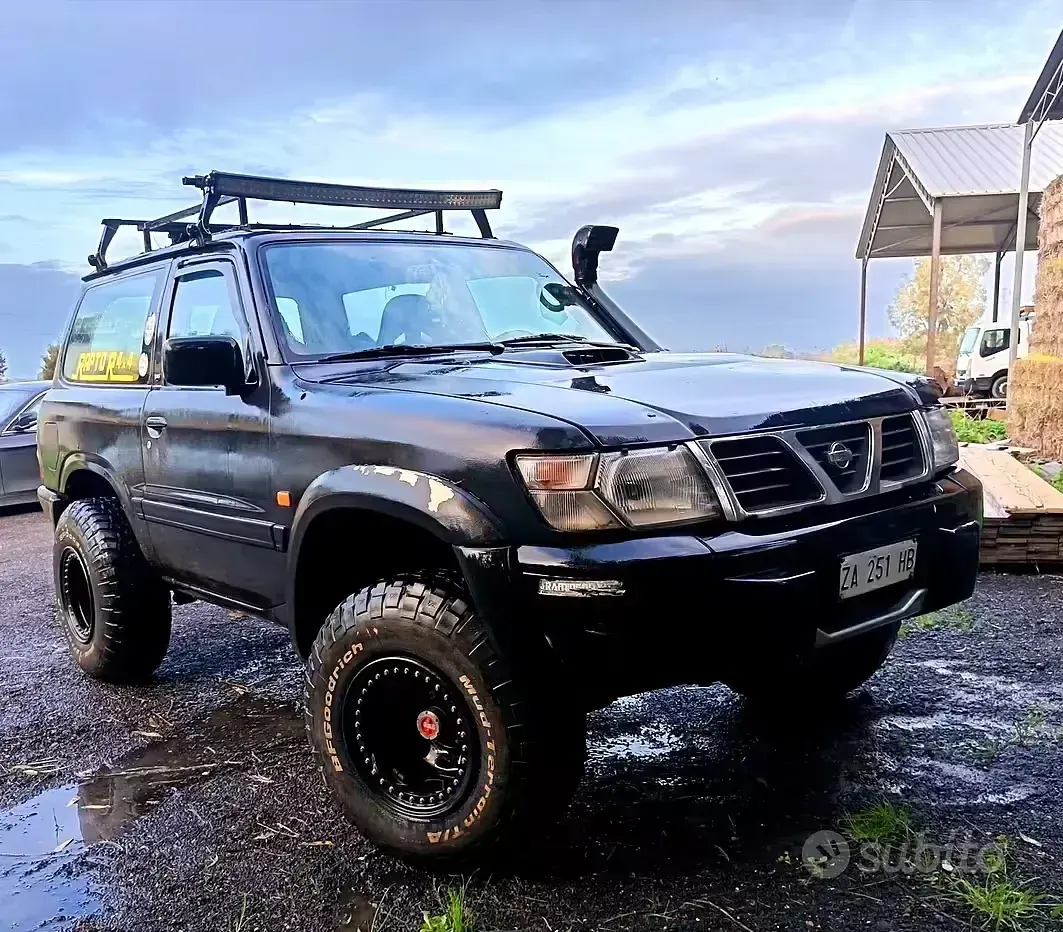 Usata Nissan Patrol 129 CV (94 kW) 1998 Nero SUV