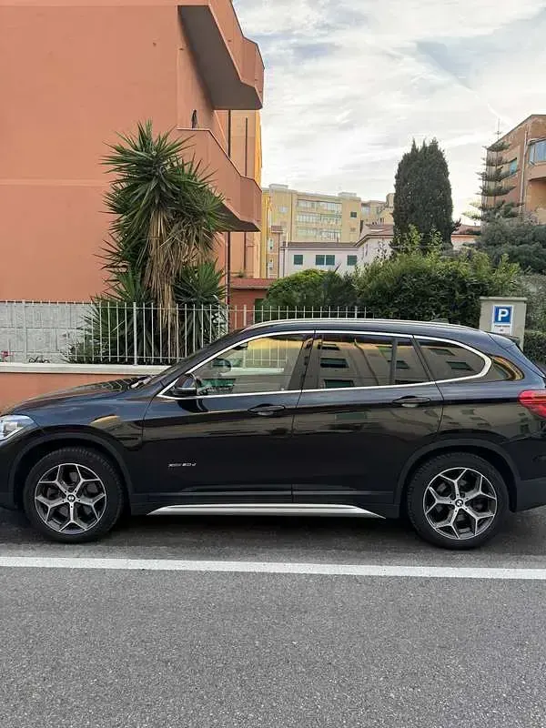 Usata BMW X1 xLine 190 CV (139 kW) 2015 Marrone SUV