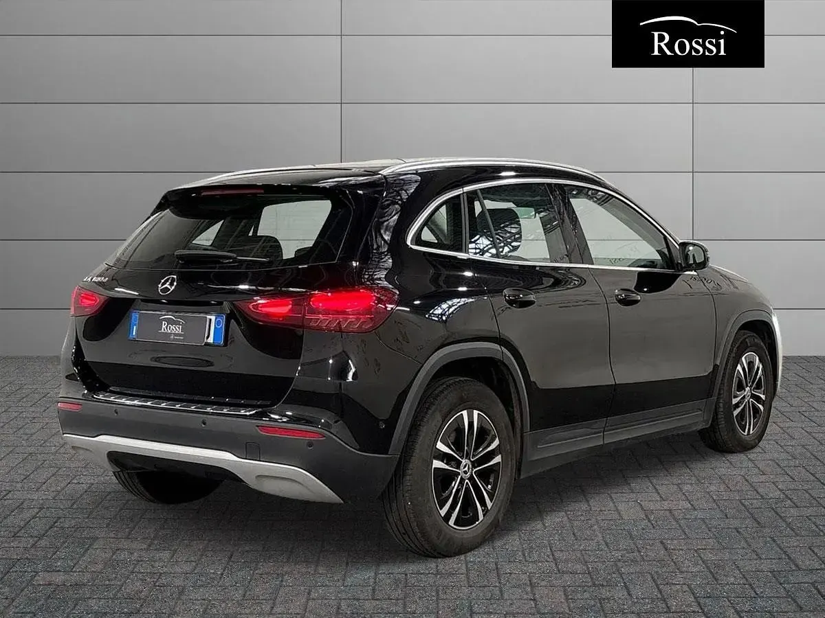 Usata Mercedes GLA180 Advanced 116 CV (85 kW) 2025 Nero notte SUV