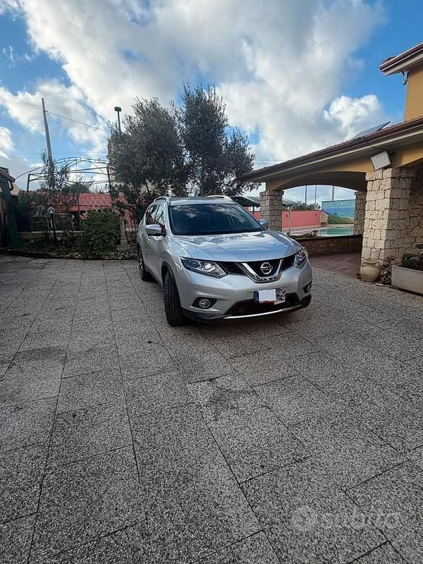 Usata Nissan X-Trail 130 CV (95 kW) 2016 Grigio SUV