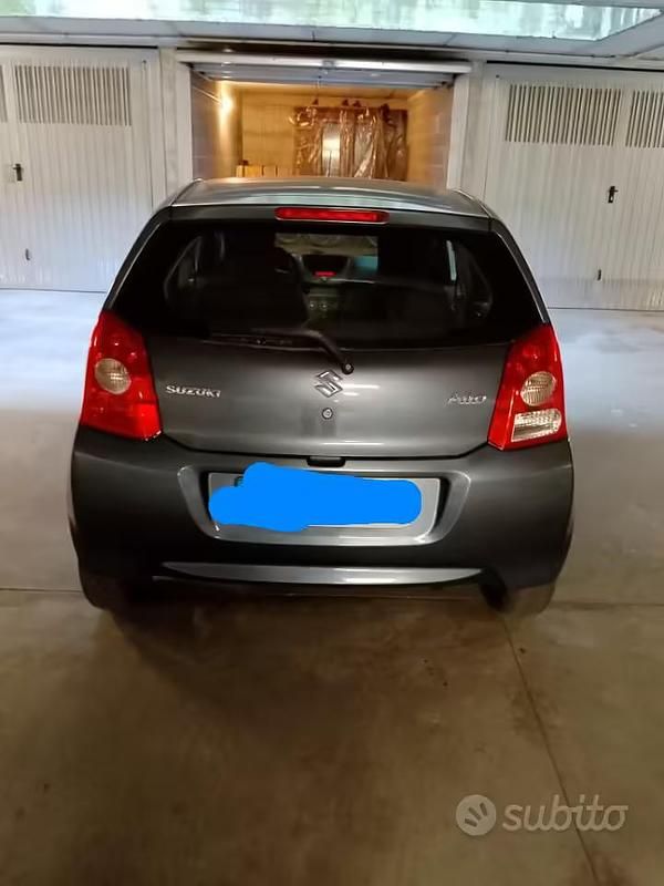 Usata Suzuki Alto 68 CV (50 kW) 2009 Grigio Utilitaria