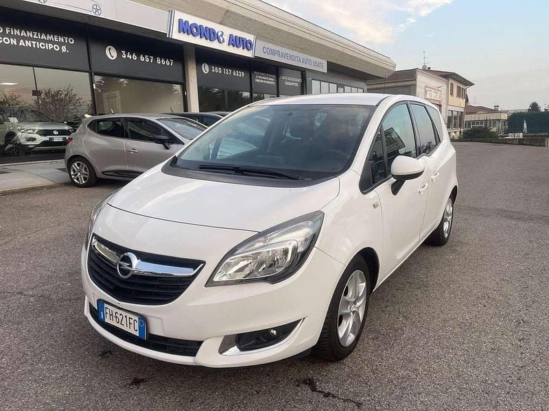 Bianco Usata 2017 Opel Meriva Monovolume | 5900 € (Buon prezzo) - Immagine 1/4