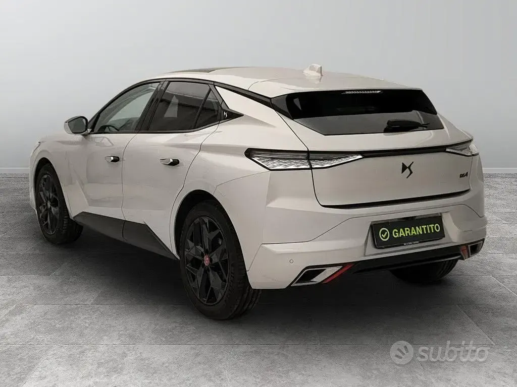 Usata DS Automobiles DS4 Performance Line Plus 131 CV (96 kW) 2023 Gray SUV
