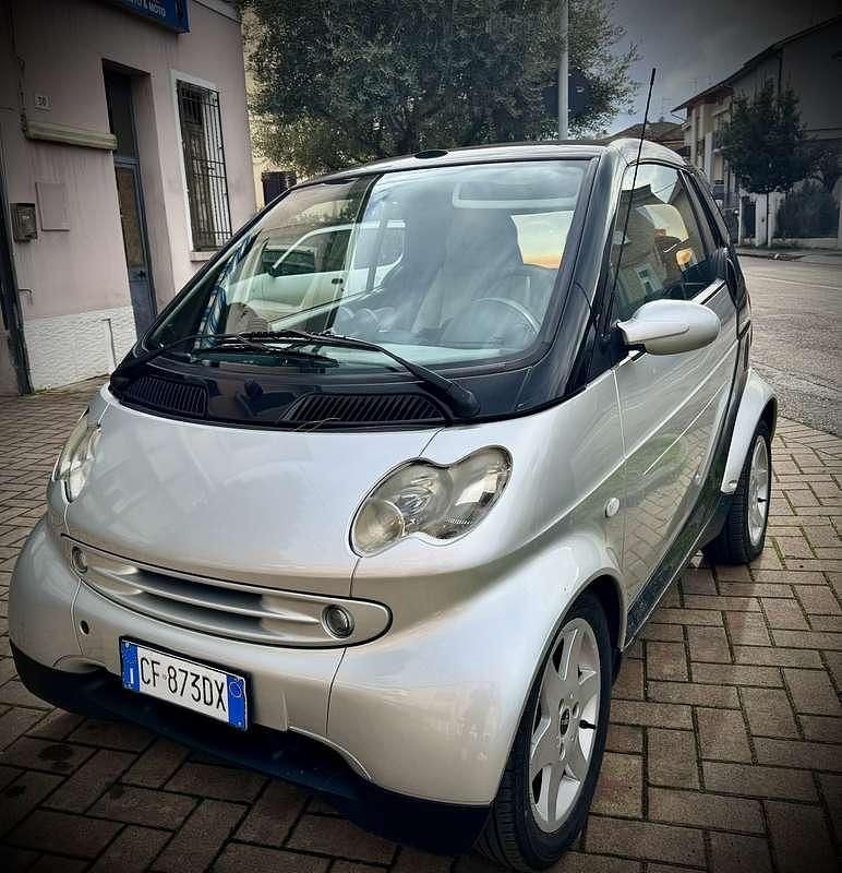 Usata Smart ForTwo Cabrio Pulse 61 CV (44 kW) 2004 Cabrio