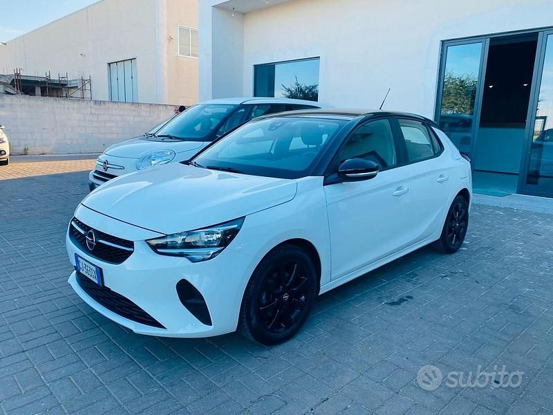 Usata Opel Corsa Edition 101 CV (74 kW) 2022 Bianco Utilitaria