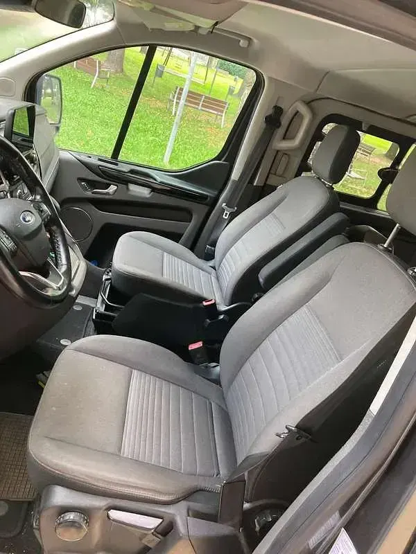 Usata Ford Tourneo 178 CV (130 kW) 2018 Monovolume