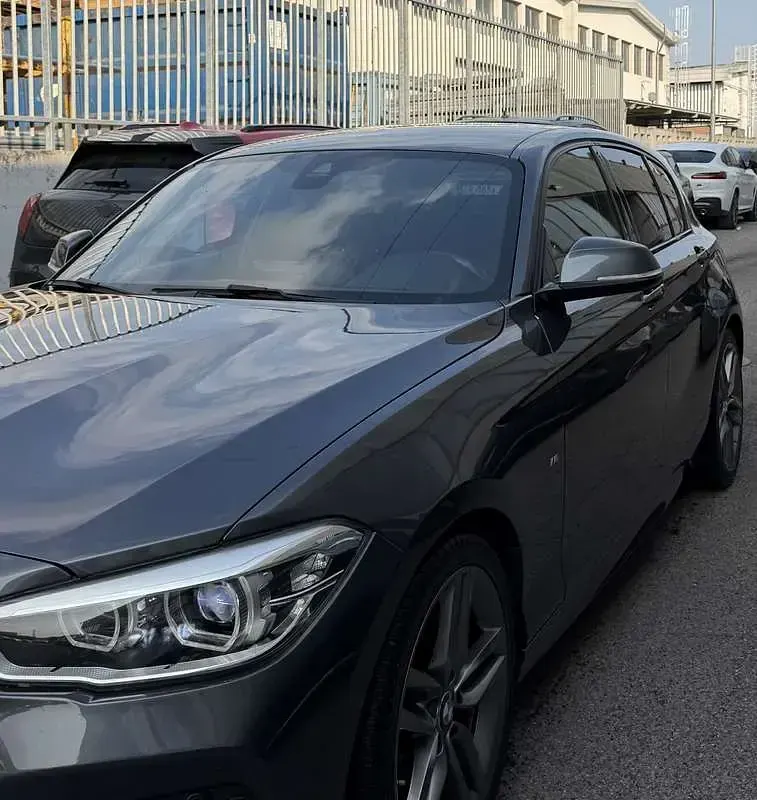 Usata BMW 120 M Sport 190 CV (139 kW) 2016 Grigio Utilitaria