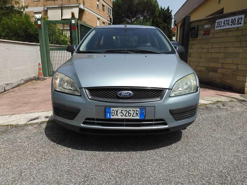 Usata Ford Focus 110 CV (80 kW) 2005 Argento Station wagon