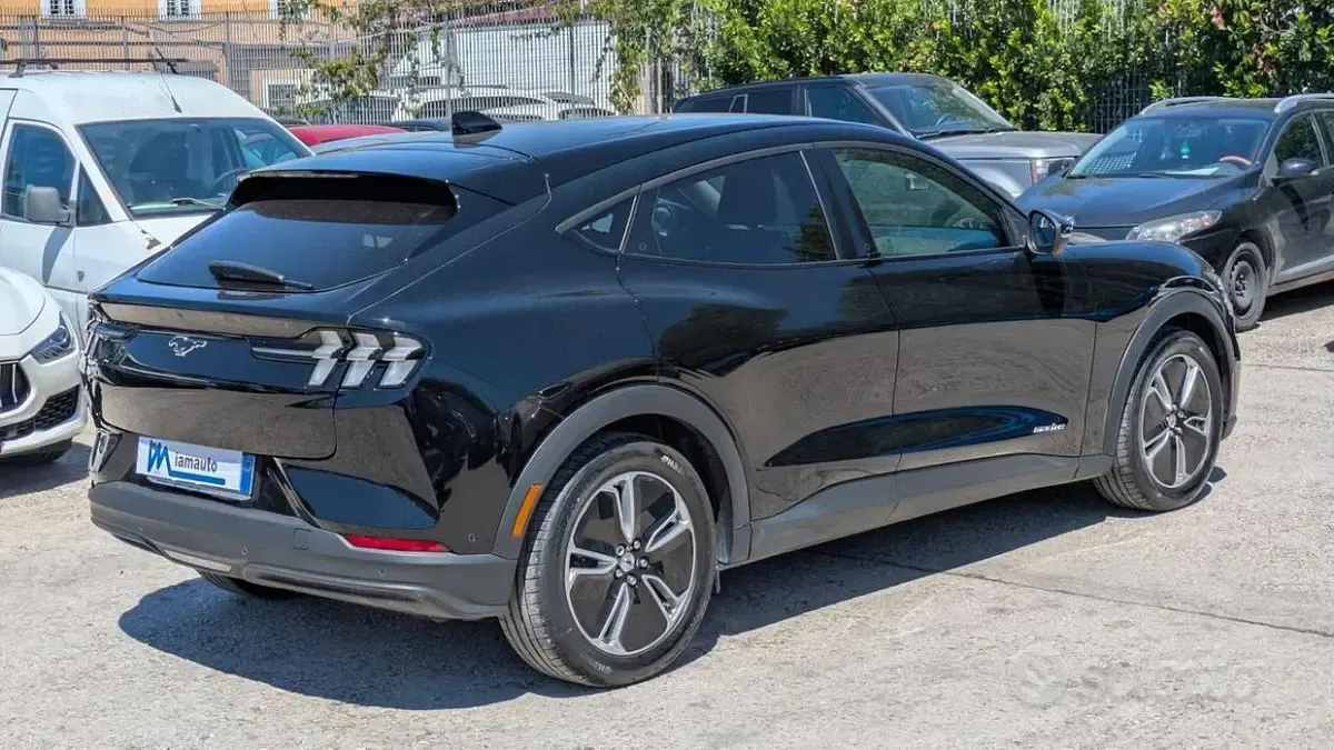 Usata Ford Mustang Standard Range 268 CV (197 kW) 2024 Nero Coupé