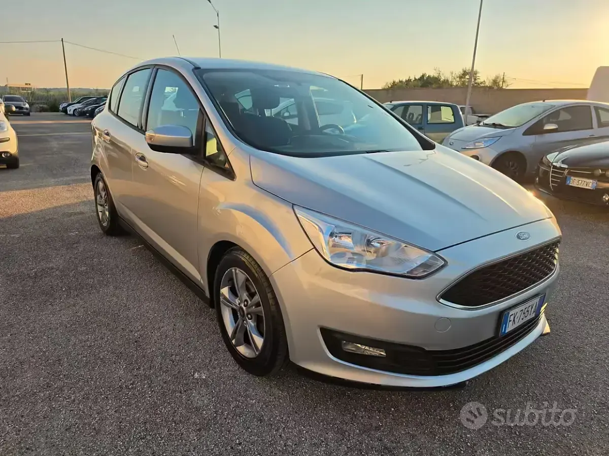 Usata Ford C-MAX Business Edition 120 CV (88 kW) 2017 Grigio Monovolume