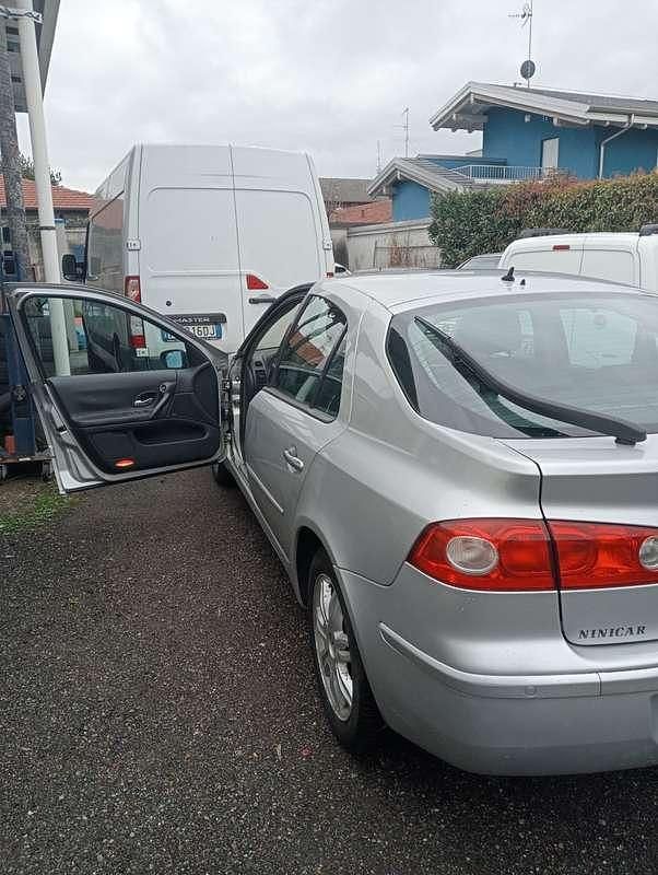 Usata Renault Laguna II Initiale 150 CV (110 kW) 2006 Berlina