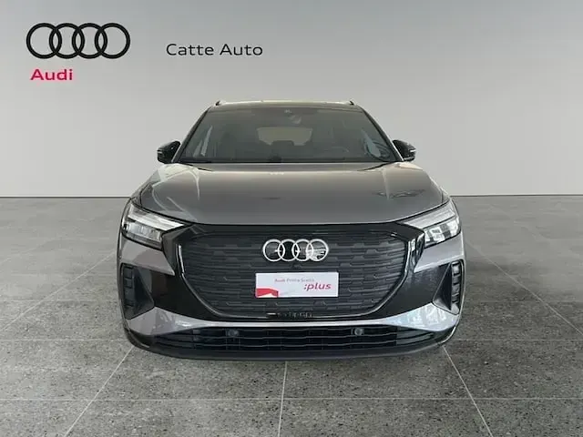 Usata Audi Q4 e-tron Advanced Plus 210 kW (286 CV) 2025 Grigio tifone metallizzato SUV