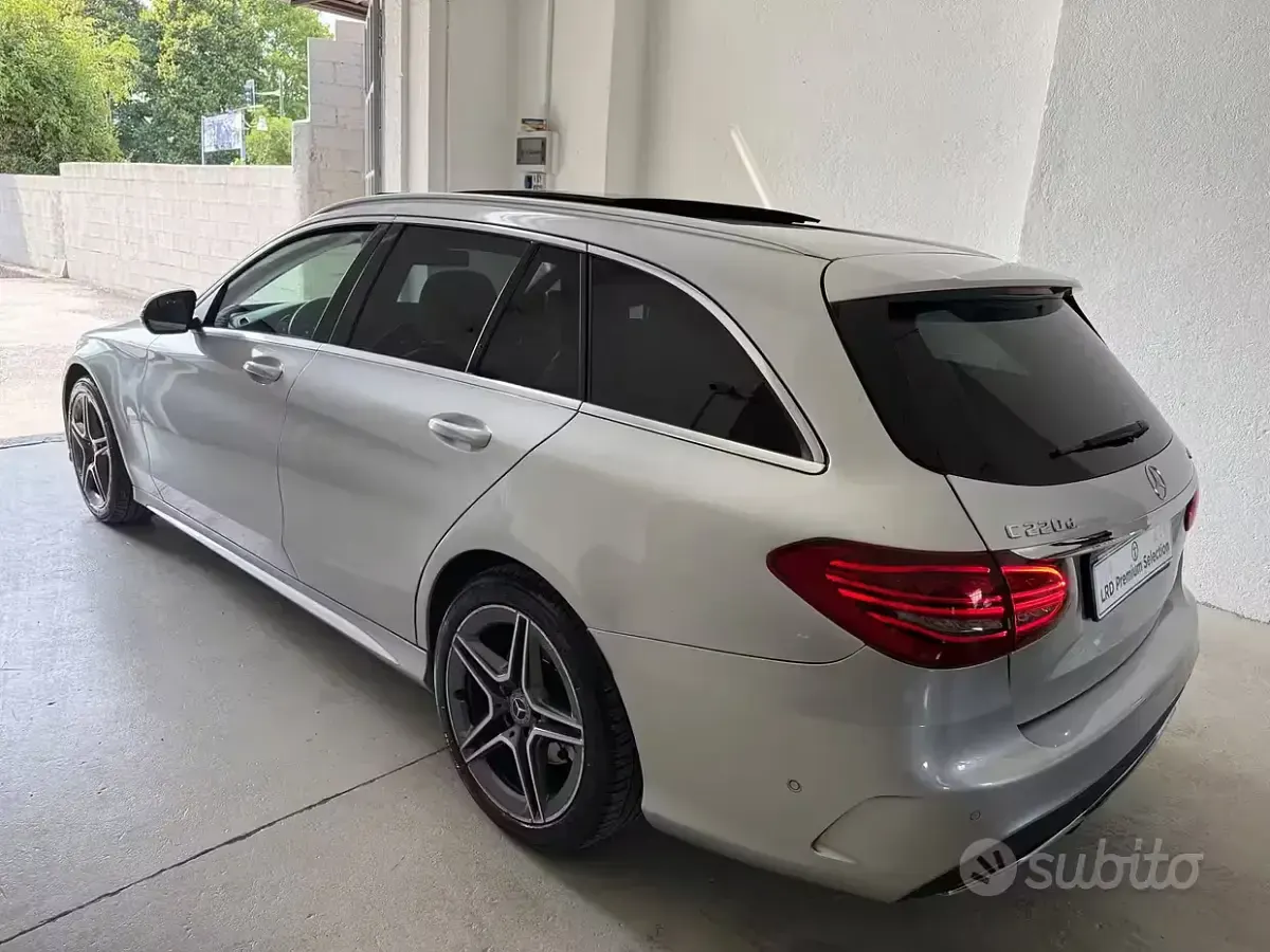 Usata Mercedes C220 Premium 194 CV (142 kW) 2020 Grigio Station wagon