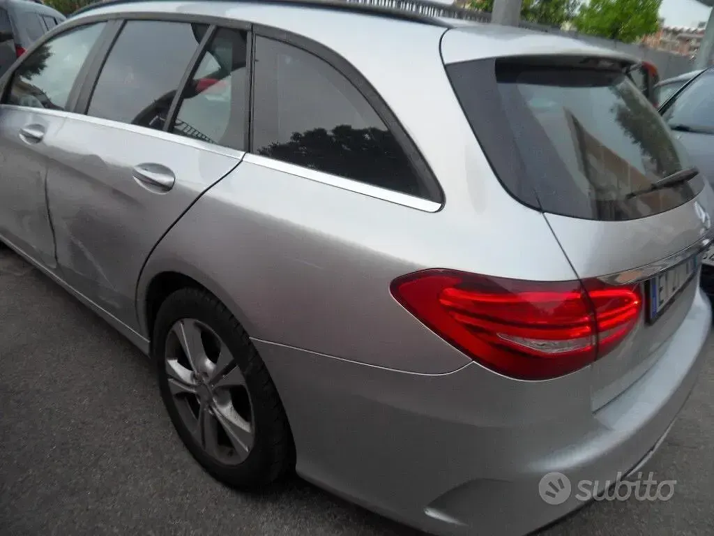Begagnad Mercedes C180 Executive 116 HK (85 kW) 2015 Grå Kombi
