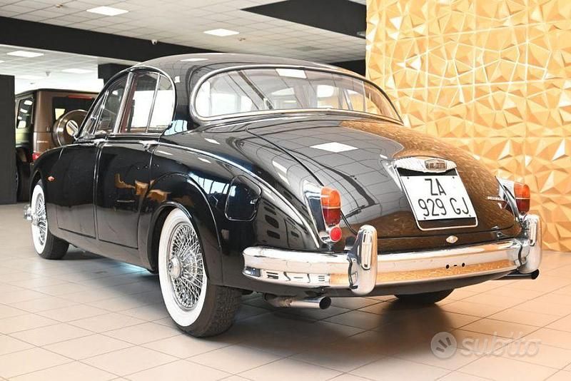 Usata Daimler Sovereign 1960 Nero Berlina