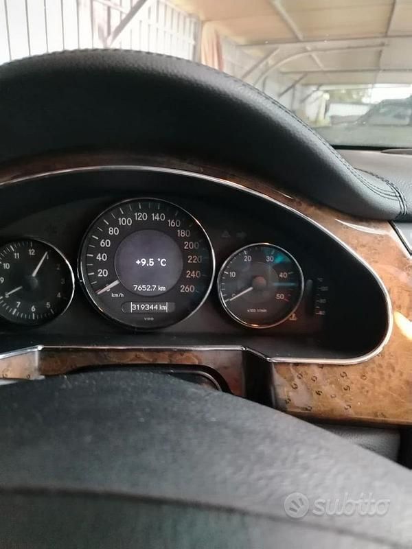 Usata Mercedes CLS320 224 CV (164 kW) 2007