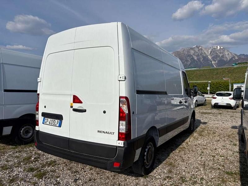 Usata Renault Master 135 CV (99 kW) 2023 Bianco Monovolume