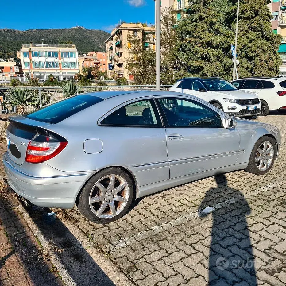 Usata Mercedes C220 Avantgarde 2004 Grigio Coupé