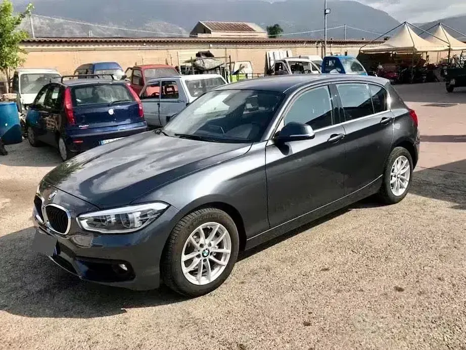 Usata BMW 116 Efficient Dynamics 116 CV (85 kW) 2015 Grigio Utilitaria