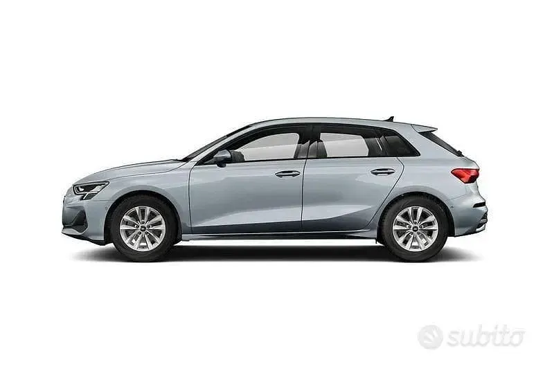 Nuova Audi A3 Business 150 CV (110 kW) 2026 Rosso Berlina