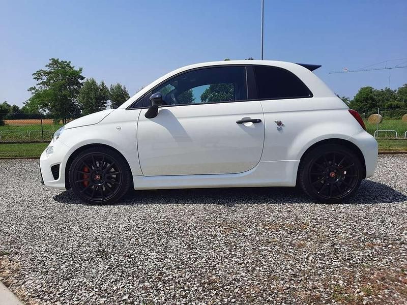 Usata Abarth 595 Esseesse 179 CV (131 kW) 2021 Utilitaria