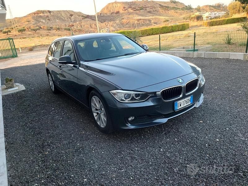 Usata BMW 320 Sport Line 184 CV (135 kW) 2014 Grigio Station wagon