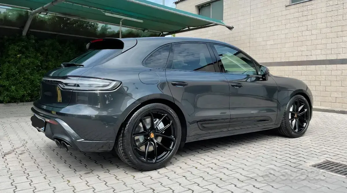 Usata Porsche Macan 265 CV (194 kW) 2022 Grigio SUV