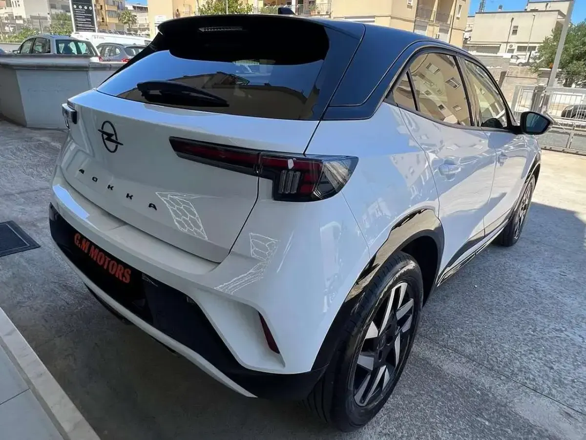 Usata Opel Mokka S 131 CV (96 kW) 2025 Bianco SUV