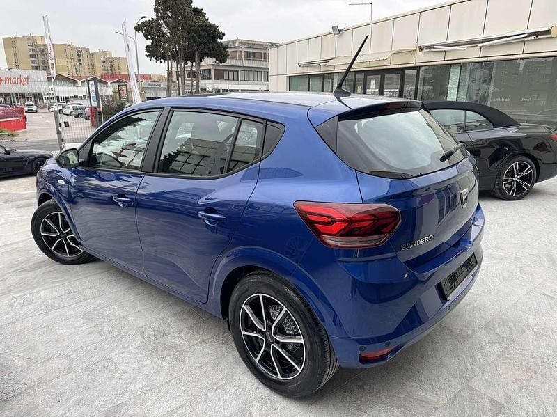 Usata Dacia Sandero Comfort 91 CV (66 kW) 2021 Blu/azzurro Berlina