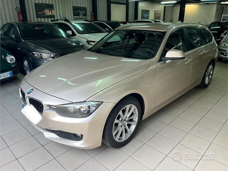 Usata BMW 320 M Sport 190 CV (139 kW) 2015 Marrone Station wagon
