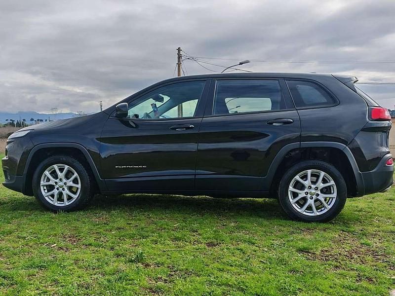Usata Jeep Cherokee Limited 140 CV (102 kW) 2016 Nero SUV