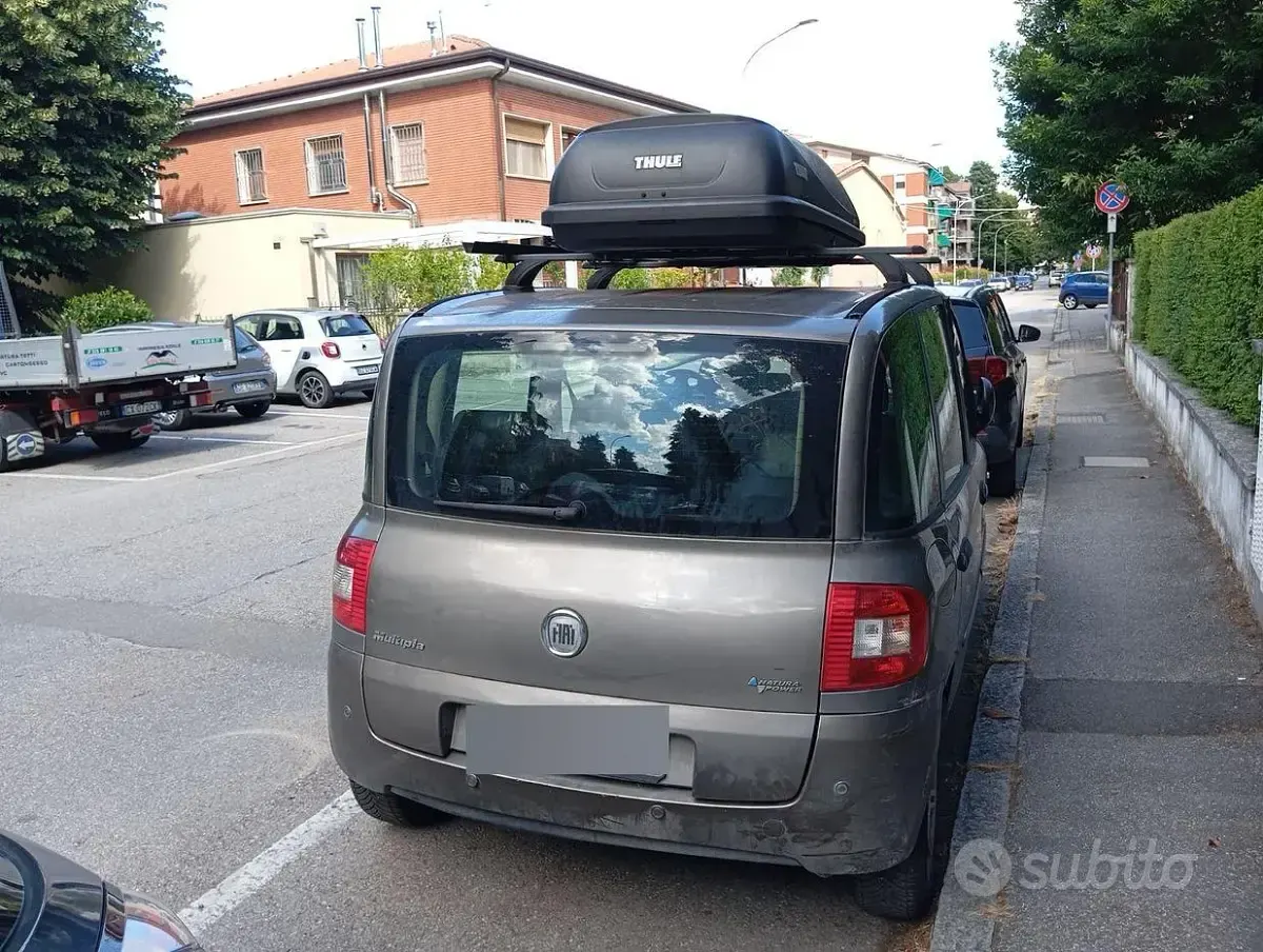 Usata Fiat Multipla 103 CV (75 kW) 2008 Grigio Monovolume