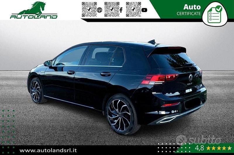 Usata VW Golf VIII Life 200 CV (147 kW) 2022 Nero metallizzato Berlina