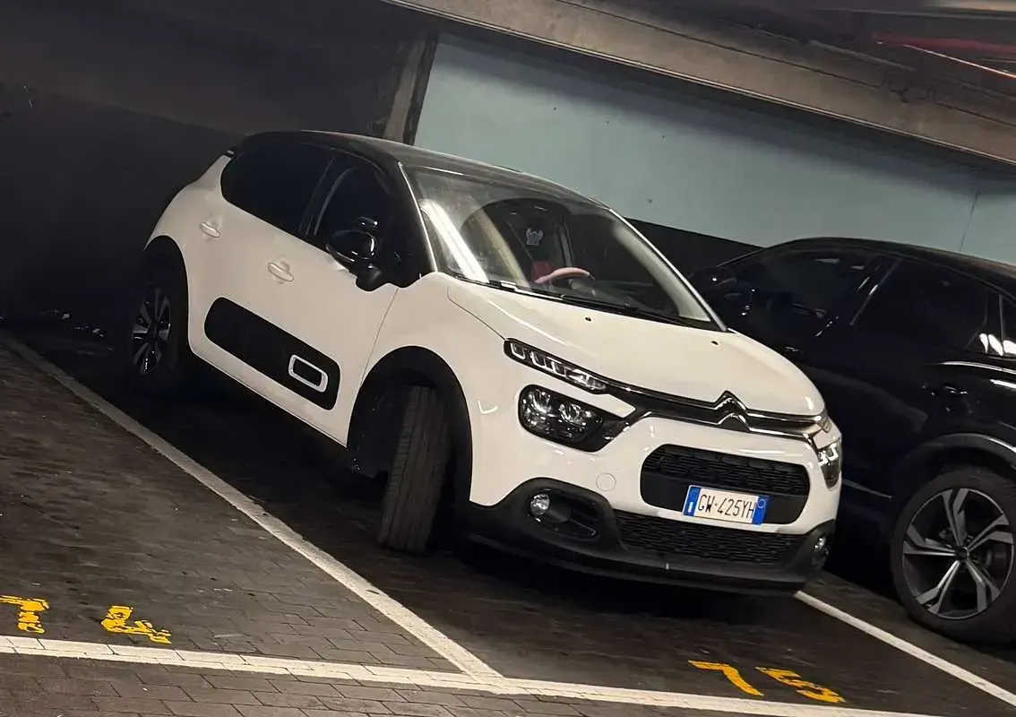 Usata Citroën C3 PureTech 83 CV (61 kW) 2024 Bianco Berlina