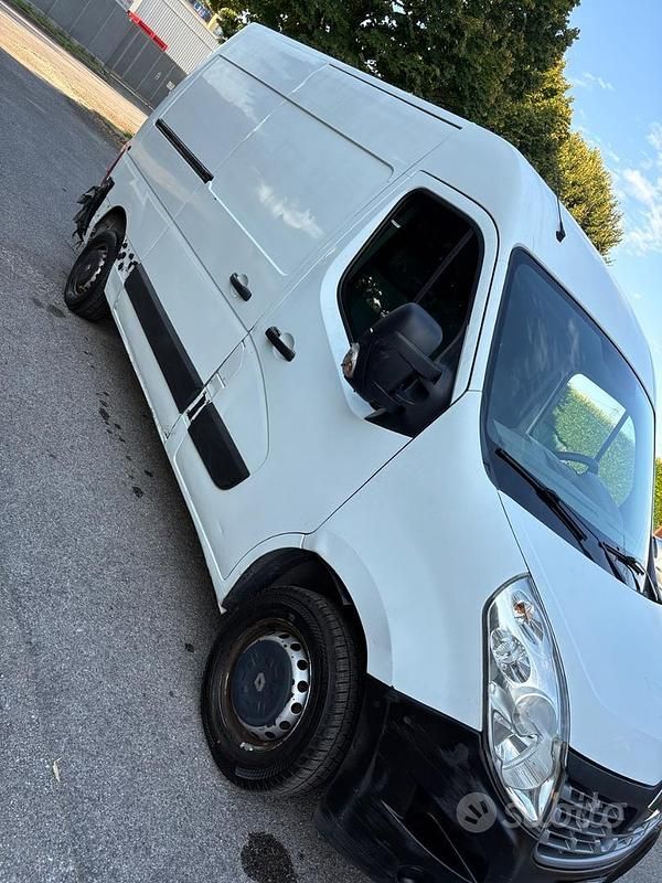 Usata Renault Master 125 CV (91 kW) 2016 Bianco Furgone