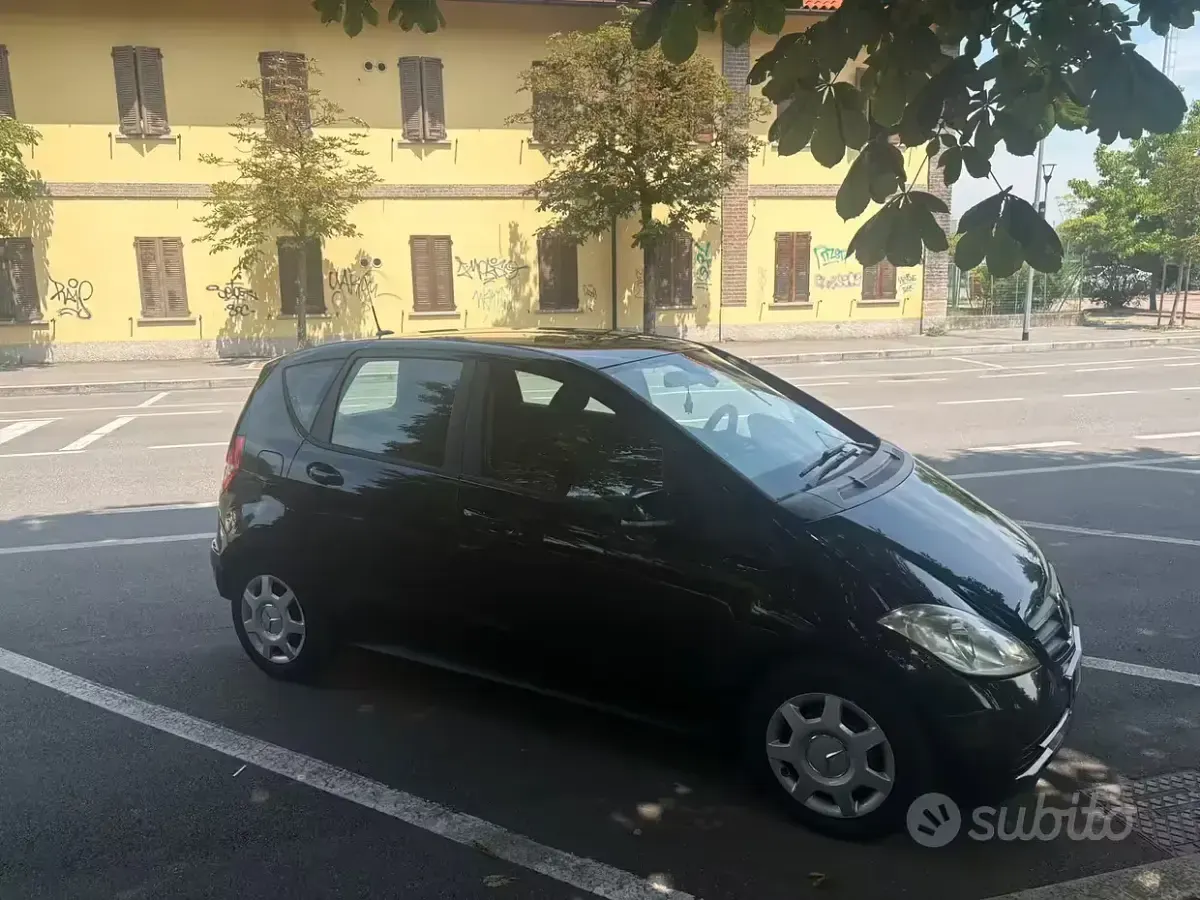 Usata Mercedes A150 95 CV (69 kW) 2008 Nero Berlina