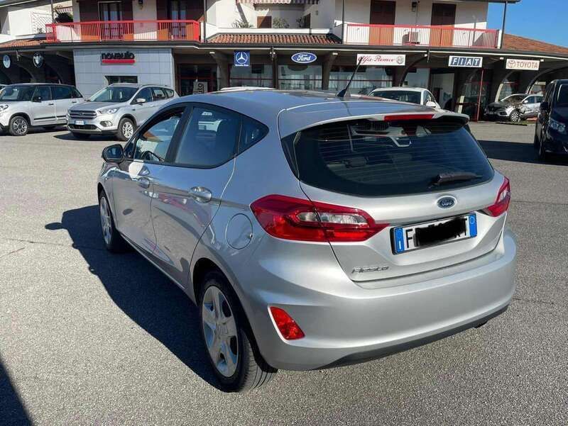 Usata Ford Fiesta 86 CV (63 kW) 2018 Argento Utilitaria
