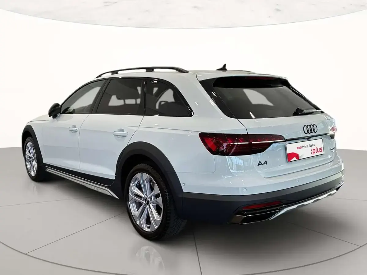 Usata Audi A4 Allroad Business 204 CV (150 kW) 2024 Bianco arkona Station wagon